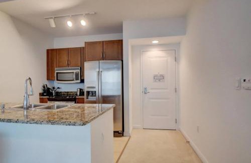 Boynton Beach Casa | One Bedroom In Lux Condo,casa Costa! Wbeachpass!