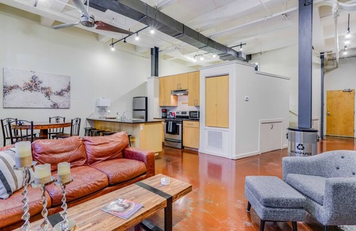 Downtown Fort Worth Apartamento | One Bedroom Industrial Loft in Downtown Fort Worth