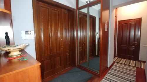 Lypky Apartamento | One bedroom Luxery 23 Khreshchatyk str Centre