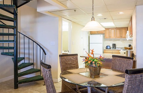 West Panama City Beach Complejo | One Bedroom, Ocean Front, Luxury Condo, Panama City Beach, Florida 3674457