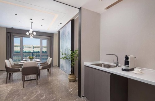 Beijing Apartamento | One Bedroom Penthouse at Beixing Road, Daxing District, Beijing