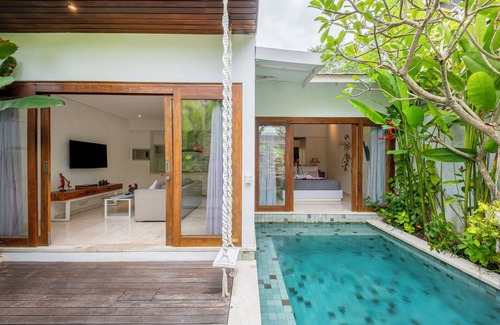 Tanjungbenoa Villa | One bedroom private pool and bathub with rooftop