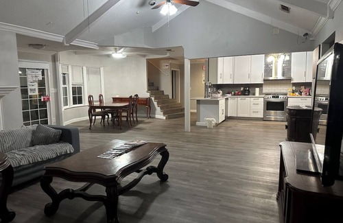 North Richland Hills Casa | One bedroom, shared bathroom, private entrance