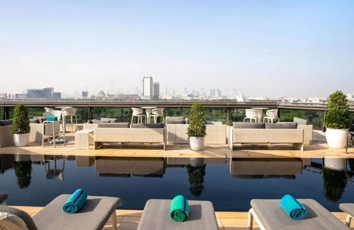 Garhoud Casa | One Bedroom Suite Near Aviation Club Garhoud By Luxury Bookings
