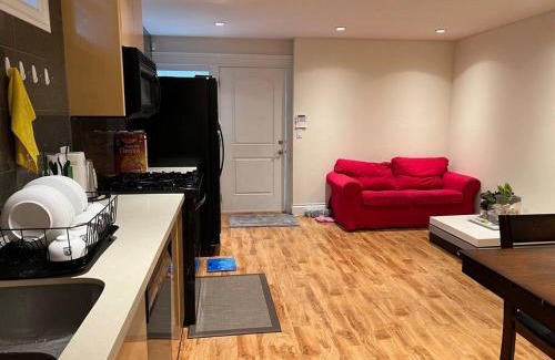 Arbutus Ridge Casa | One-bedroom Suite~Near downtown & UBC