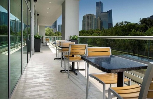 The Roads Apartamento | One Bedroom Suite Near Herbs By Betty MIA