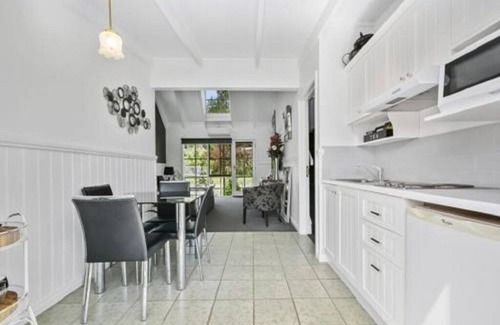 Traralgon Apartamento | One Bedroom, Two-Storey Apartment