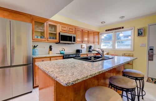 Myrtle Beach Villa | One Block from Ocean, Family-Friendly, Shared Pool