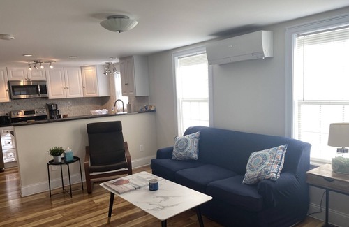 Misquamicut Casa | One block from private Misquamicut Fire District beach!