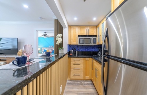 South Beach Condominio | One block from the beach! South Beach/Ocean Dr - 1 Bed / Bath - Muscle Beach