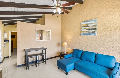 La Grande Princesse Condominio | One Blue Caribbean View 1 Bedroom Condo by RedAwning