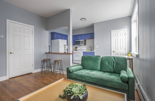 Lodi Apartamento | Lodi 1 Bed- Laundry In-Unit, Parking