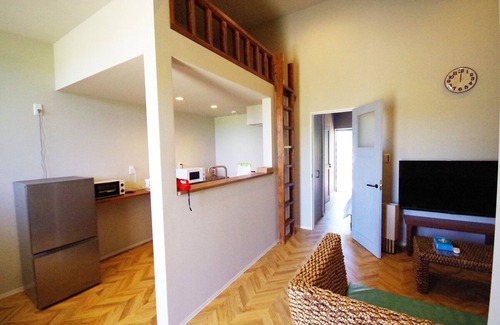 Shiraho Casa | ¡Un edificio está completamente reservado!Acomoda hasta 12 personas!Gratis para niños!