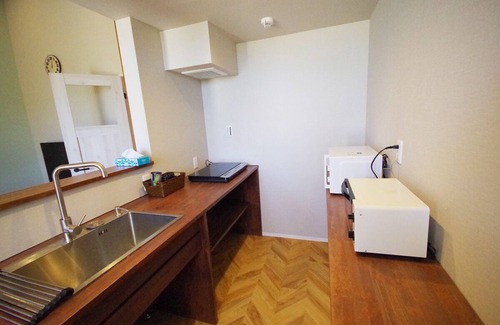 Shiraho Casa | ¡Un edificio está completamente reservado!Acomoda hasta 12 personas!Gratis para niños!