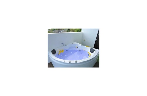 Chinen-son Casa | One building with BBQ ocean view and jacuzzi can b / Nanjo Okinawa
