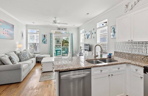 North Carolina Coast Casa | One House Two Sides w/Pool