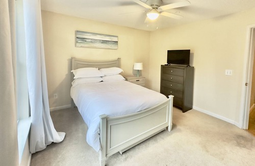 Alabaster Casa | One Level, 2 bed, 2 bath, walk dist. to hospital