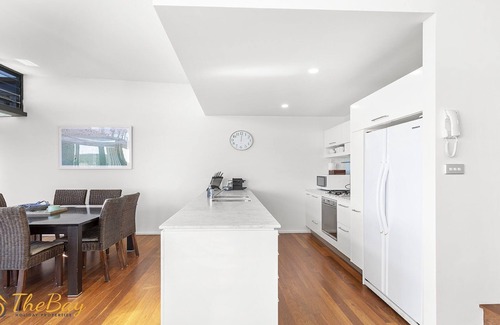 Boat Harbour Apartamento | One Mile Ridge No.15 - Beautiful bushland views - WiFi, Air Con - Pool in Complex