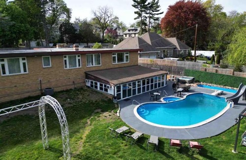 Paterson Apartamento | One of a kind 5-Bedroom villa with heated pool