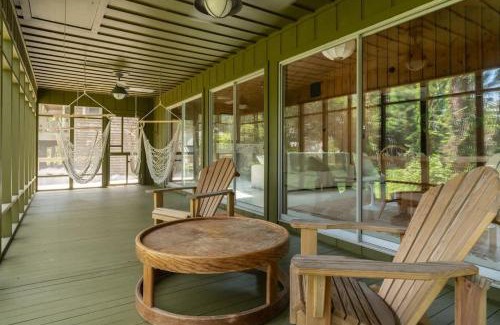 Ocean Hill Casa | One-of-a-Kind Beach Cabin with Hot Tub