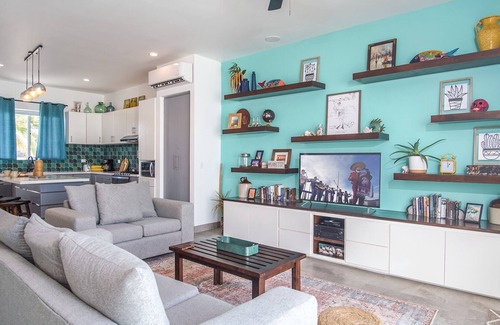 Laguna Shores Casa | One-of-a-kind Casa Sueño Azul in Laguna Shores