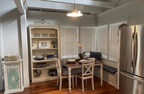 Clearwater Casa | One-of-a-kind Cottage by the Sea- Golf Cart friendly!