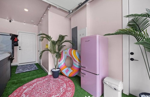 Chattanooga Casa | One of a kind Exclusive Barbie Themed Condo in the heart of Chattanooga
