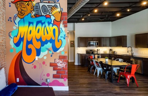 Detroit Apartamento | One Of A Kind Huge Loft Minutes From Downtown