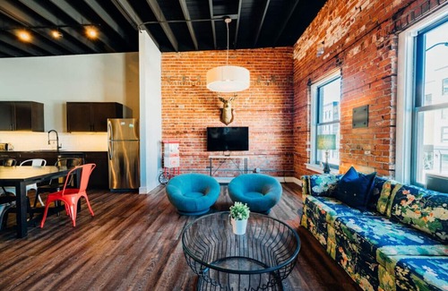 Detroit Apartamento | One Of A Kind Huge Loft Minutes From Downtown