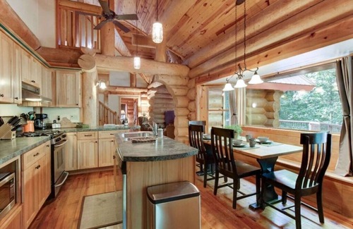 Valley Springs Casa | One of a Kind Log Home Tucked Away in the Woods!