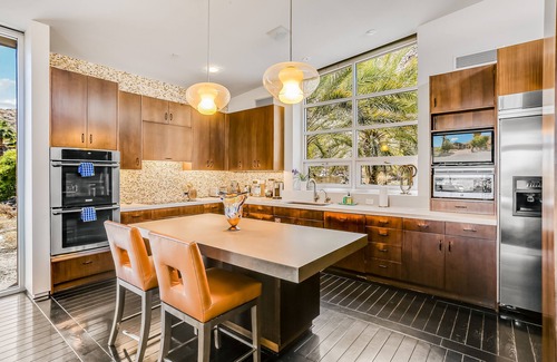 The Mesa Casa | One-of-a-kind luxury home with private pool & spa, WiFi, AC & on-site ruins