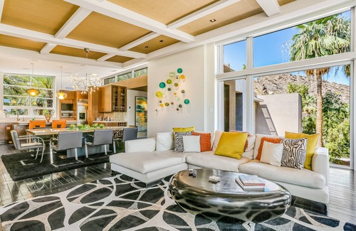 The Mesa Casa | One-of-a-kind luxury home with private pool & spa, WiFi, AC & on-site ruins