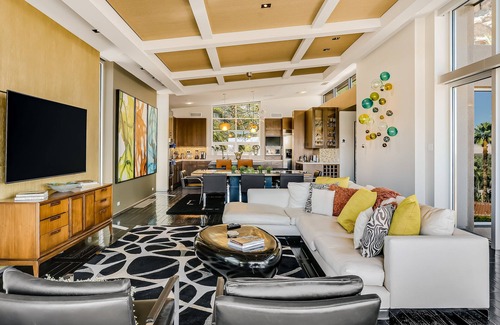 The Mesa Casa | One-of-a-kind luxury home with private pool & spa, WiFi, AC & on-site ruins