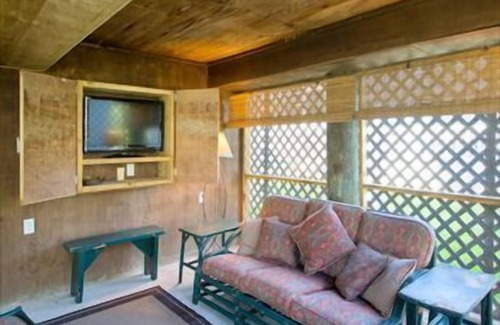Admiral Estates Casa | One of a Kind - One Block from the Beach