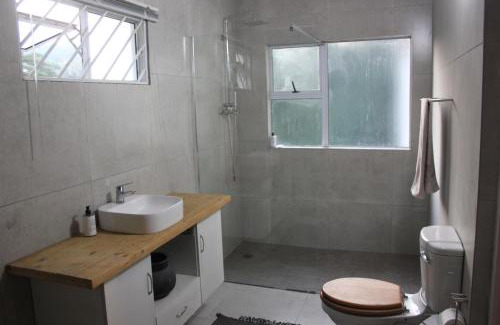 Botha's Hill Apartamento | One on Old Main Unit 8