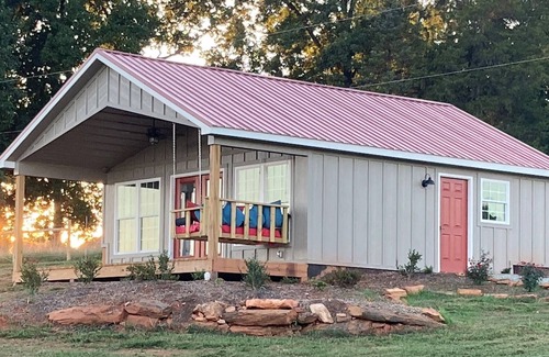 Gladehill Cabina | One room cabin set on our farm for a peaceful getaway.