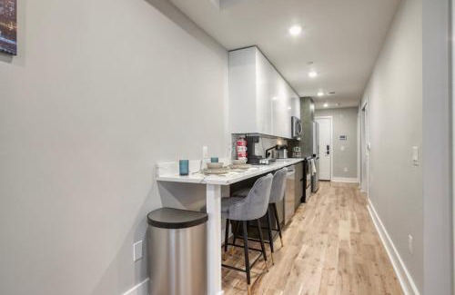 Center City East Hotel | One Sky Loft