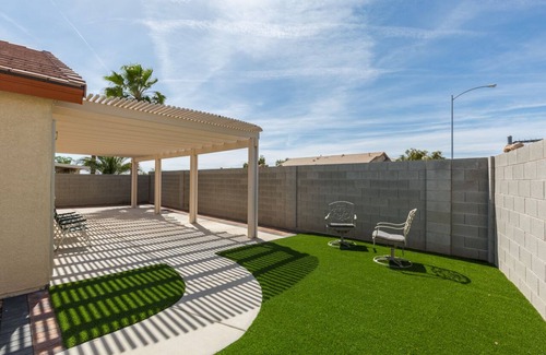 Blue Diamond Ranch Casa | Una historia Vegas Cosy Home