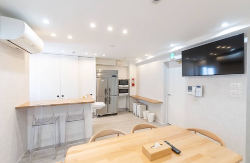 Chuo Casa | ONE WORLD Sakaisuji Hommachi