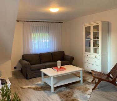 Hallschlag Apartamento | OneFlats Stuttgart near Wasen, Mahle, Daimler, Bosch