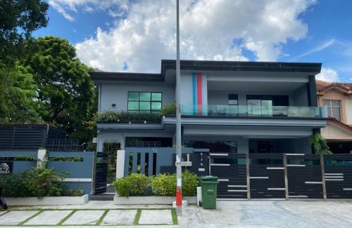 Bukit Indah Casa | OneRiimba Private Pool & Garden Residence Johor Bahru