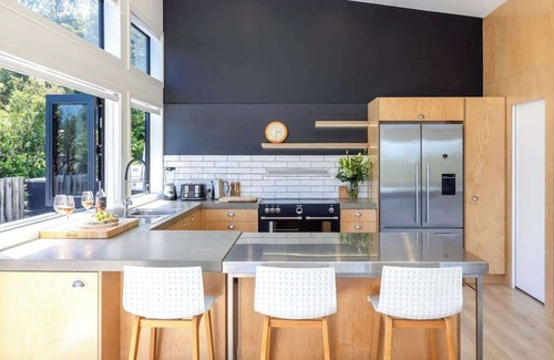 Waiheke Island Casa | Oneroa Oasis - Stay Waiheke