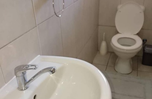 Windhoek West Cama Y Desayuno | Onguti Guesthouse