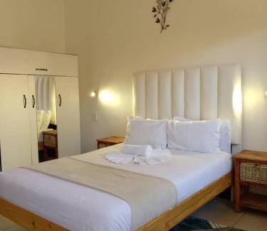 Windhoek West Cama Y Desayuno | Onguti Guesthouse & Spa