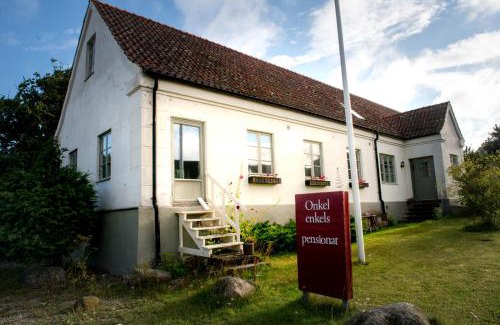 Tomelilla Casa | Onkel Enkels Pensionat