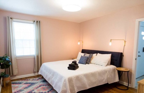 Woodbine Casa | Group-Friendly Home 4 Miles To Downtown Nashville