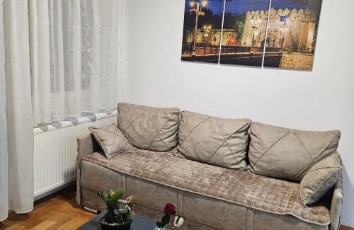Nis Apartamento | ONLY 4 YOU apartment