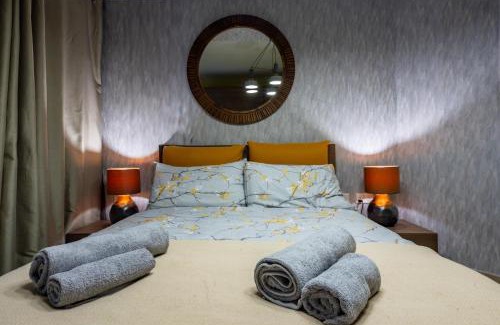 Qawra Apartamento | only for family Central Luxury Seafront, Bugibba
