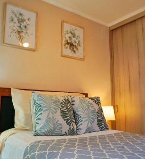 Downtown Santiago Casa | Only Women/Solo Mujeres