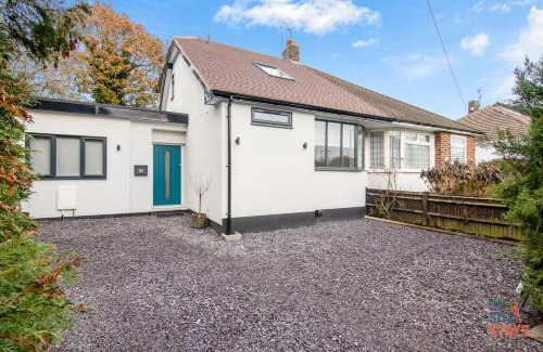 Petts Wood and Knoll Chalet De Esquí | OnSiteStays New Large modern 4 bed, Parking, Wifi, 2 x Bathroom